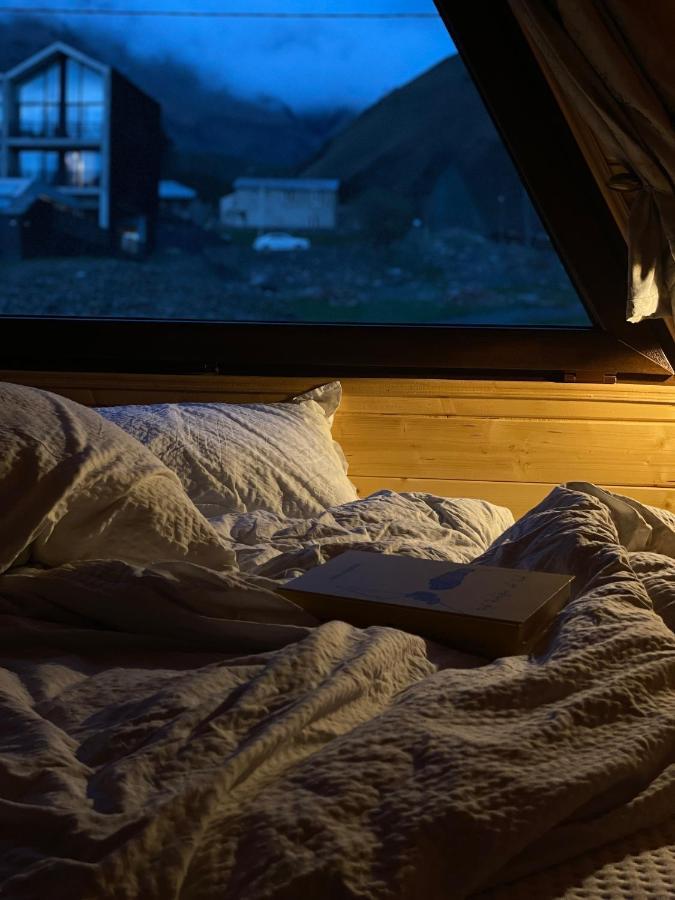 Aura Cottages Казбеги Екстериор снимка
