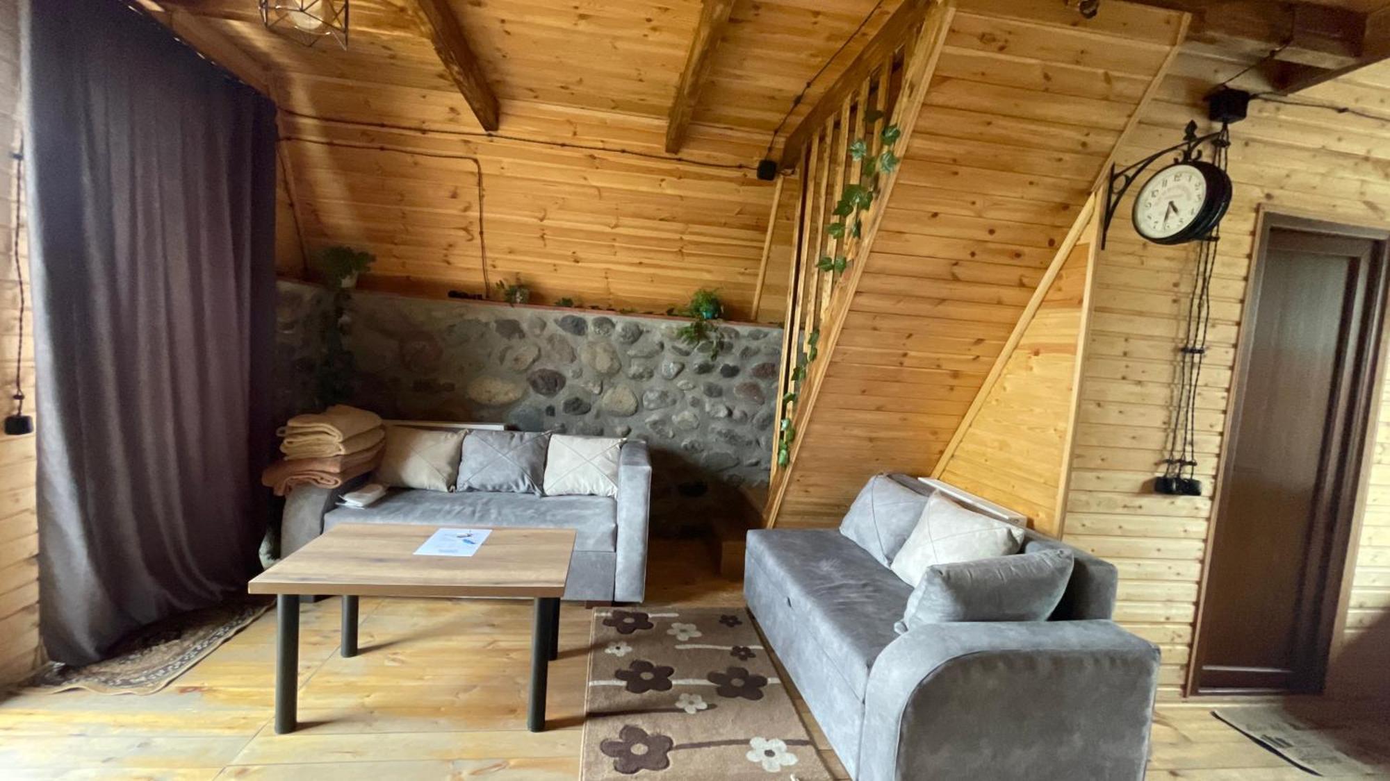 Aura Cottages Казбеги Екстериор снимка