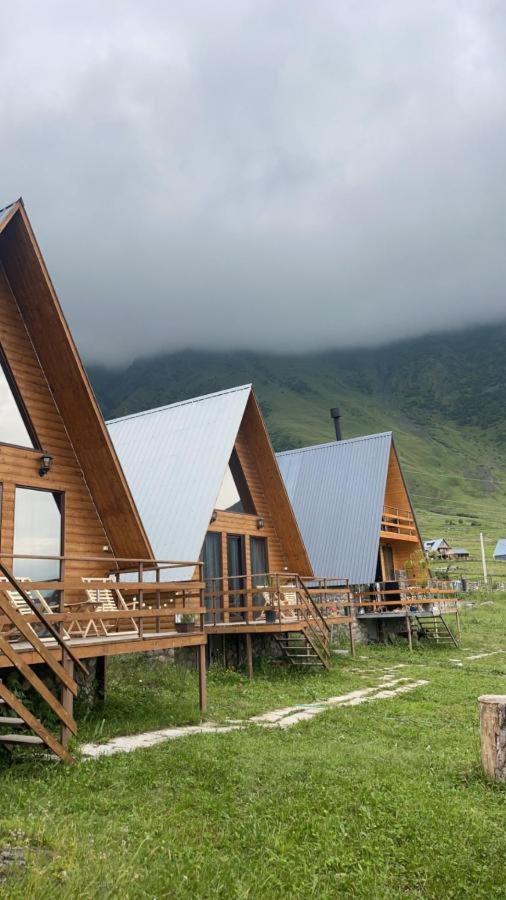 Aura Cottages Казбеги Екстериор снимка