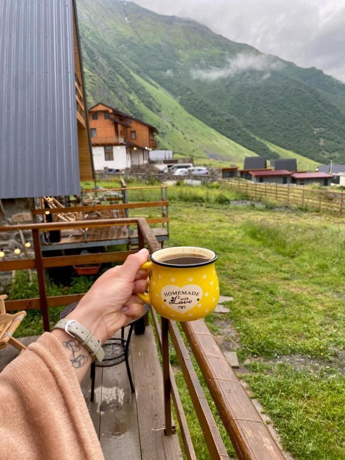 Aura Cottages Казбеги Екстериор снимка